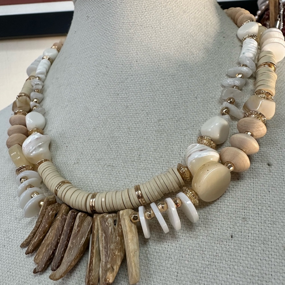 Neutral Beach Chic Double Strand Statement Neckla… - image 5